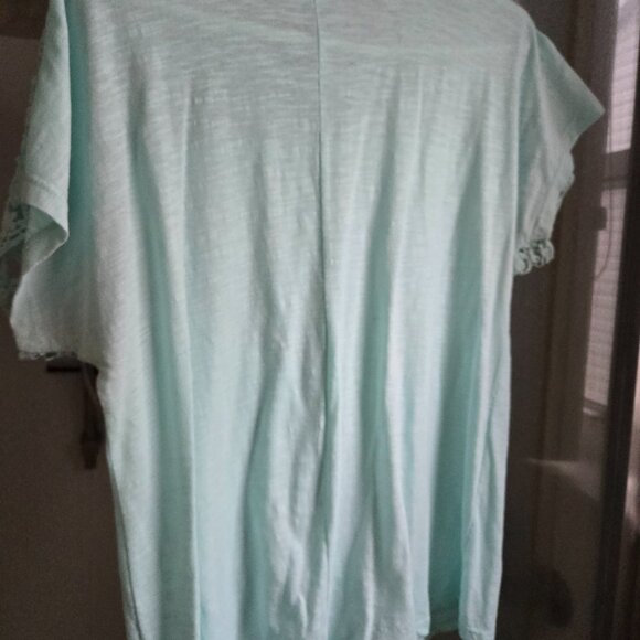 NWOT size L Turquoise crochet top - Picture 4 of 4